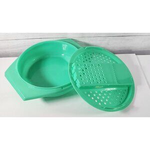 VINTAGE TUPPERWARE JADEITE RETRO GREEN BOWL CHEESE GRATER  786 787  VEGETABLE